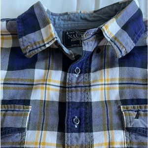 Men’s Nautica plaid shirt Large